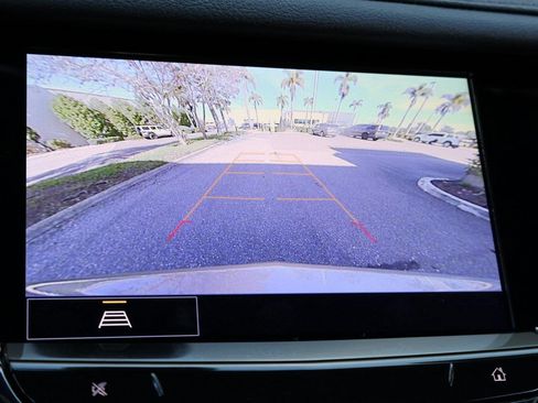 Certified 2025 Cadillac XT6 Premium Luxury image 27