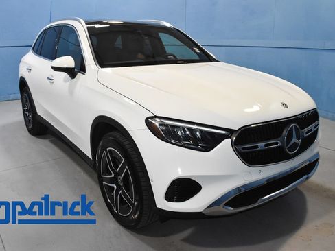 Certified 2026 Mercedes-Benz GLC 300 4MATIC image 1