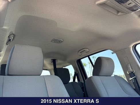 Used 2015 Nissan Xterra S RWD image 18