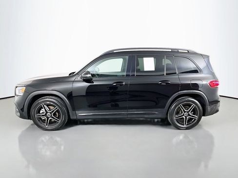 Used 2022 Mercedes-Benz GLB 250 w/ AMG Line image 5