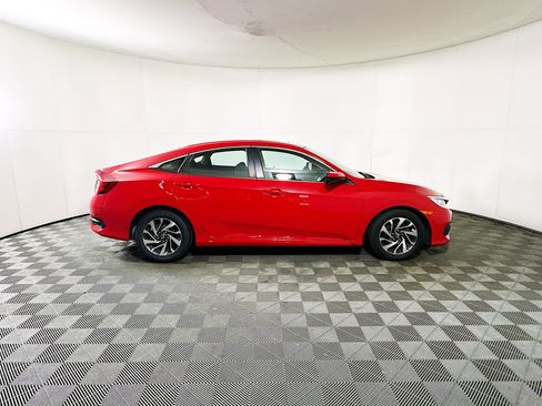 Used 2016 Honda Civic EX image 10