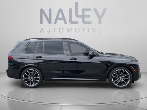 Used 2024 BMW X7 xDrive40i w/ M Sport Package AWD/4WD image 4