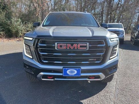New 2026 GMC Yukon AT4 w/ AT4 Premium Package image 8