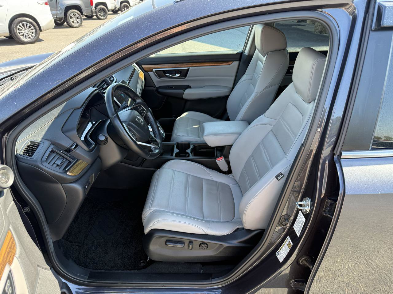 Used 2018 Honda CR-V Touring image 11