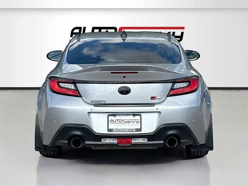 Used 2023 Toyota GR86 Premium image 6
