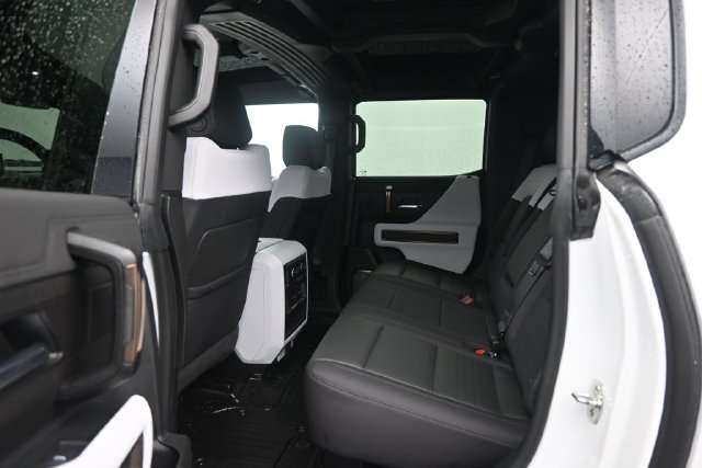 Used 2025 GMC Hummer EV 3X w/ LPO, Cargo Utility Package AWD/4WD image 19