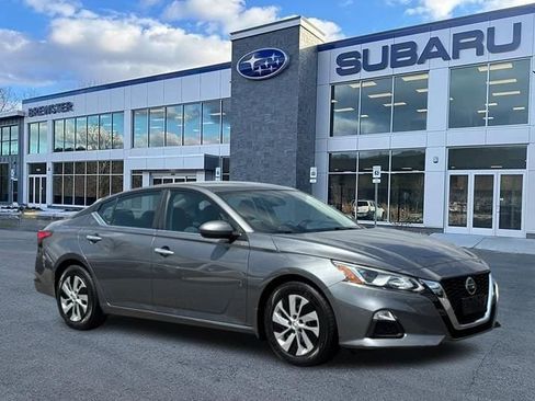 Used 2020 Nissan Altima 2.5 S FWD image 1