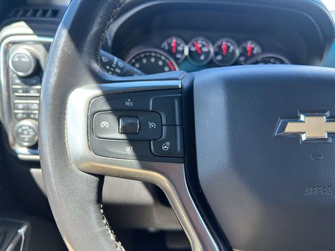 Used 2020 Chevrolet Silverado 1500 LTZ AWD/4WD image 22