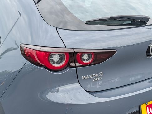 Used 2024 MAZDA MAZDA3 s AWD/4WD image 18