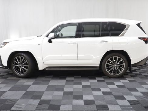 Used 2024 Lexus LX 600 F Sport AWD/4WD image 4