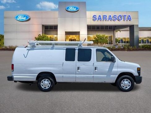 Used 2014 Ford E-250 and Econoline 250 Extended RWD image 1