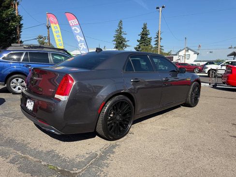 Used 2015 Chrysler 300 Limited image 8