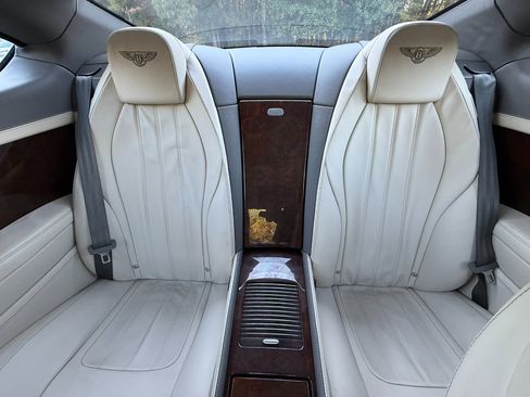 Used 2012 Bentley Continental GT image 22