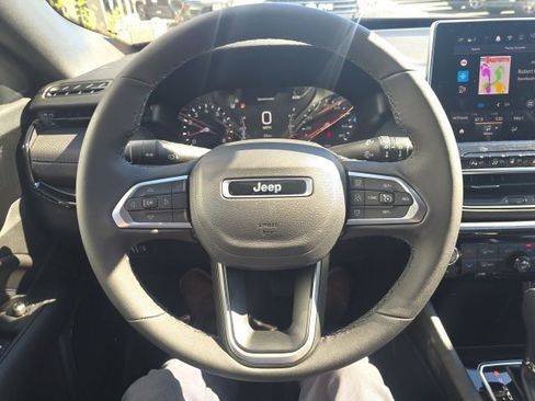New 2026 Jeep Compass Limited image 15