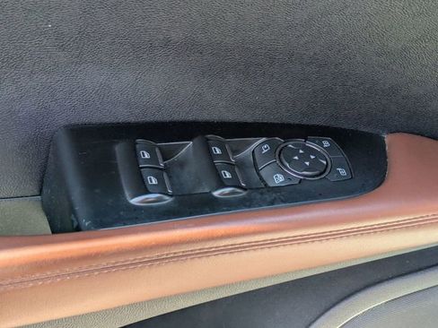 Used 2018 Lincoln MKX Reserve w/ Driver Assistance Package FWD image 11