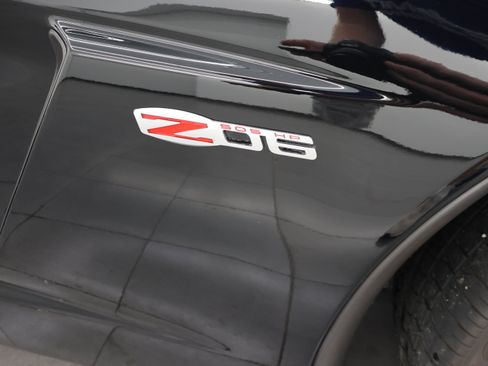 Used 2008 Chevrolet Corvette Z06 w/ Preferred Equipment Group RWD image 21