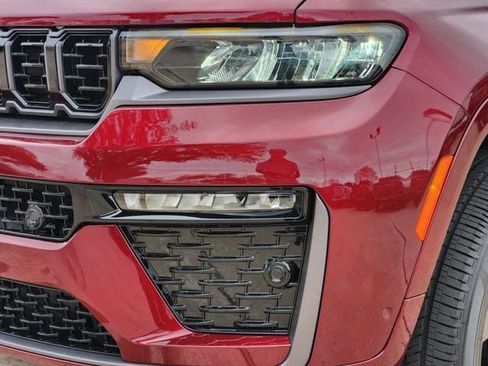 New 2026 Jeep Grand Cherokee Limited image 5