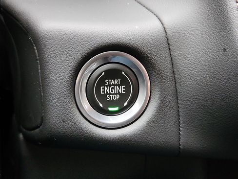 Used 2023 Chevrolet Tahoe High Country image 21