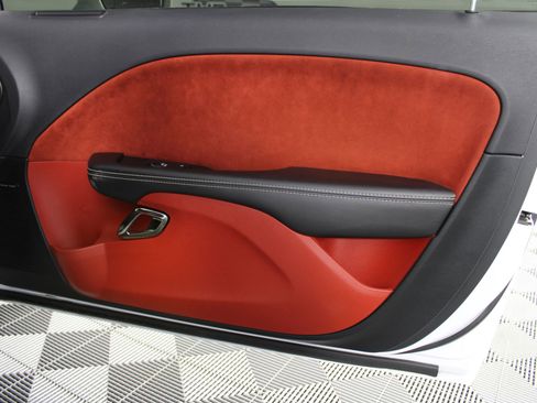 Used 2017 Dodge Challenger SRT Hellcat image 37