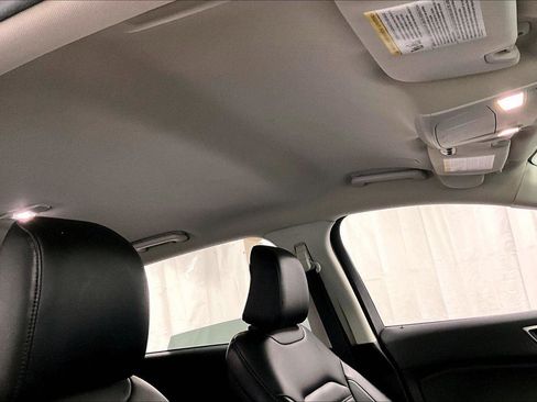 Used 2022 Ford Edge SEL w/ Convenience Package image 21