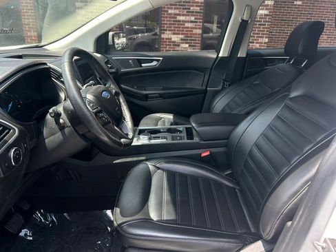 Used 2022 Ford Edge SEL AWD/4WD image 9