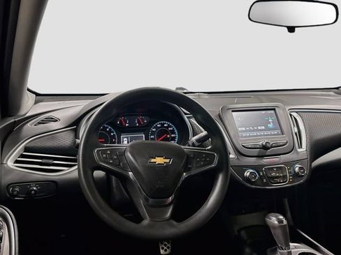 Used 2017 Chevrolet Malibu LS FWD image 18