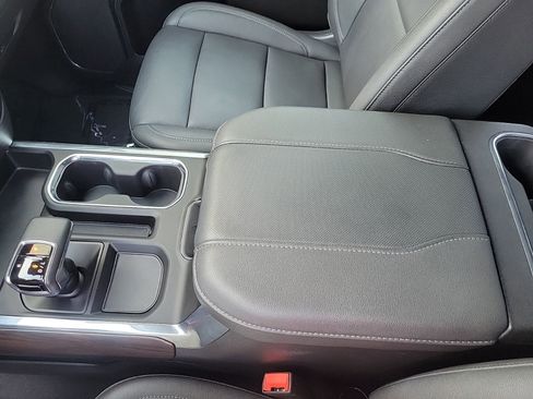 Used 2023 GMC Sierra 1500 SLT w/ SLT Premium Package AWD/4WD image 23