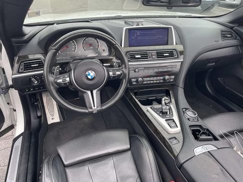 Used 2015 BMW M6 Convertible RWD image 15