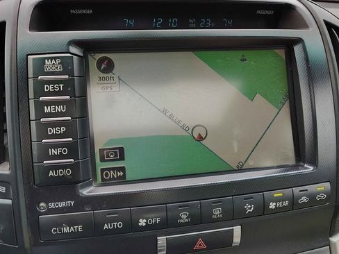 Used 2008 Toyota Land Cruiser image 11