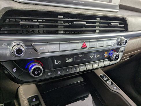 Used 2022 Kia Telluride SX w/ Nightfall Edition Package image 20