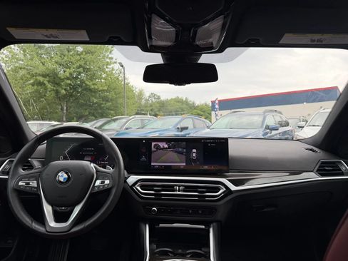 Used 2023 BMW 330i xDrive Sedan w/ Driving Assistance Package AWD/4WD image 15