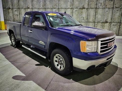 Used 2013 GMC Sierra 1500 SL image 2