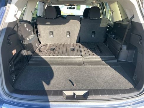 Used 2020 Subaru Ascent Premium w/ Sport Package AWD/4WD image 25