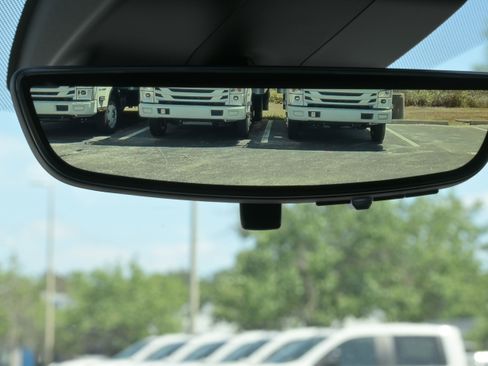 New 2026 Chevrolet Suburban Premier AWD/4WD image 34
