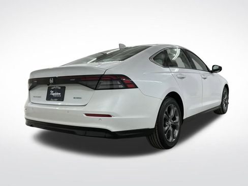 Used 2023 Honda Accord EX-L image 3