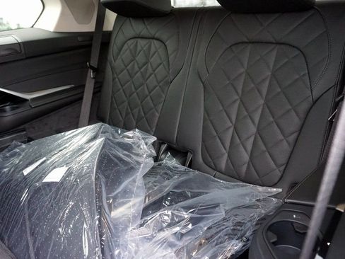 New 2026 BMW X7 xDrive40i image 14