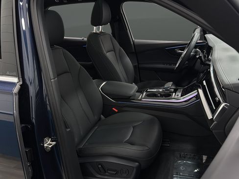 Used 2025 Audi Q7 3.0T Premium Plus w/ Premium Plus Package AWD/4WD image 12