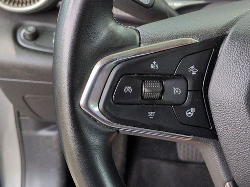 Used 2024 Chevrolet Trax ACTIV FWD image 12