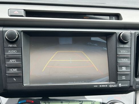 Used 2016 Toyota RAV4 XLE AWD/4WD image 22