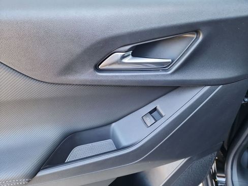 New 2026 Chevrolet Equinox LT image 37