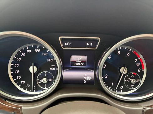 Used 2014 Mercedes-Benz GL 450 4MATIC image 34