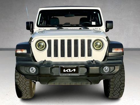 Used 2020 Jeep Wrangler Sport image 6