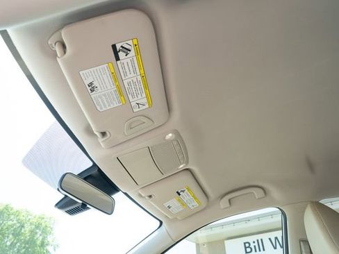 Used 2020 Nissan Rogue SV FWD image 19