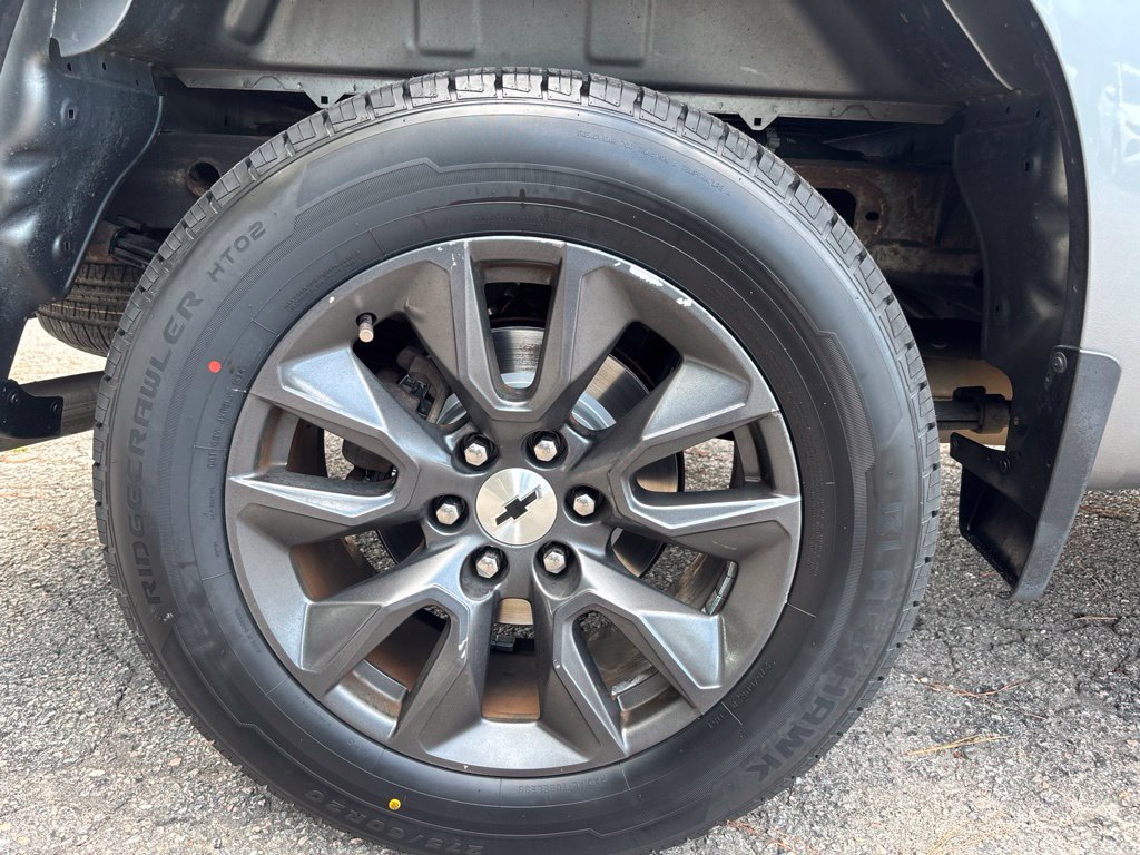 Used 2020 Chevrolet Silverado 1500 RST w/ RST Value Package AWD/4WD image 40