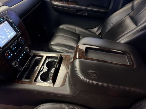 Used 2008 GMC Yukon Denali AWD/4WD image 24