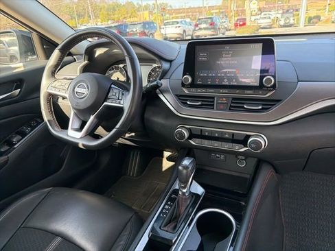 Used 2024 Nissan Altima 2.5 SR image 33