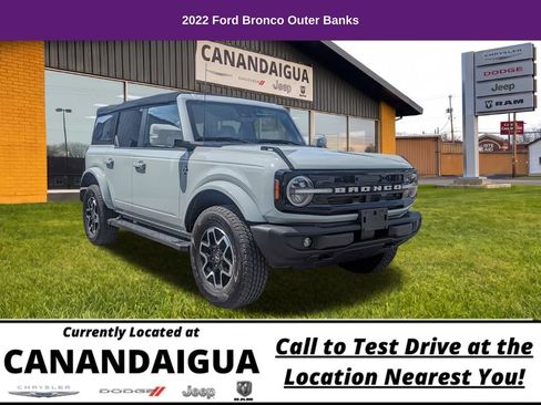 Used 2022 Ford Bronco Outer Banks AWD/4WD image 1