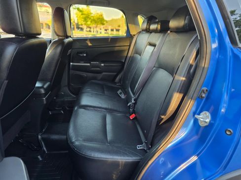 Used 2018 Mitsubishi Outlander Sport SEL FWD image 26