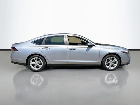 Used 2023 Honda Accord LX image 5