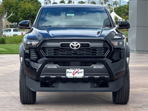 New 2025 Toyota Tacoma TRD Off-Road image 10